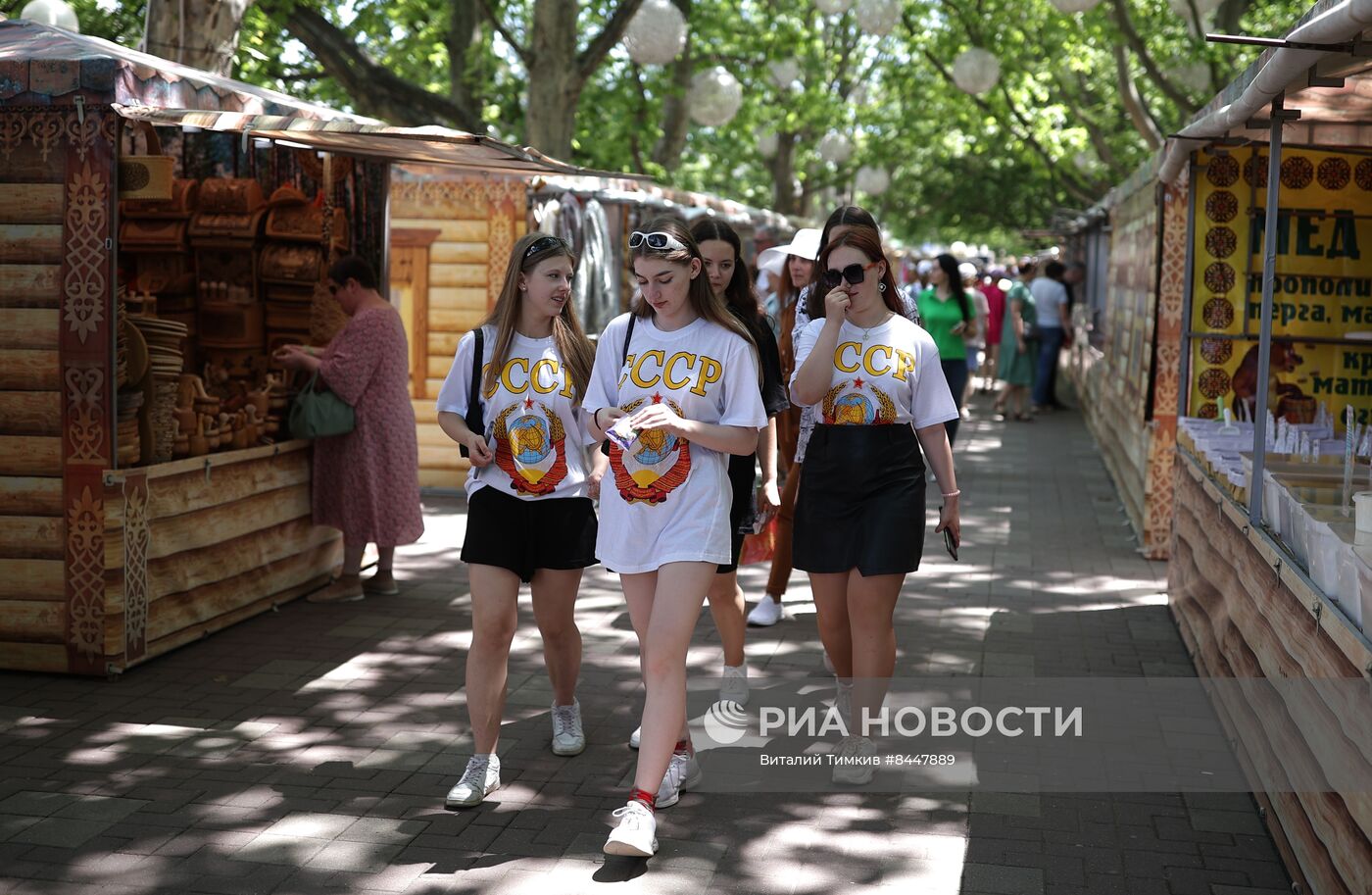 Начало курортного сезона в Геленджике