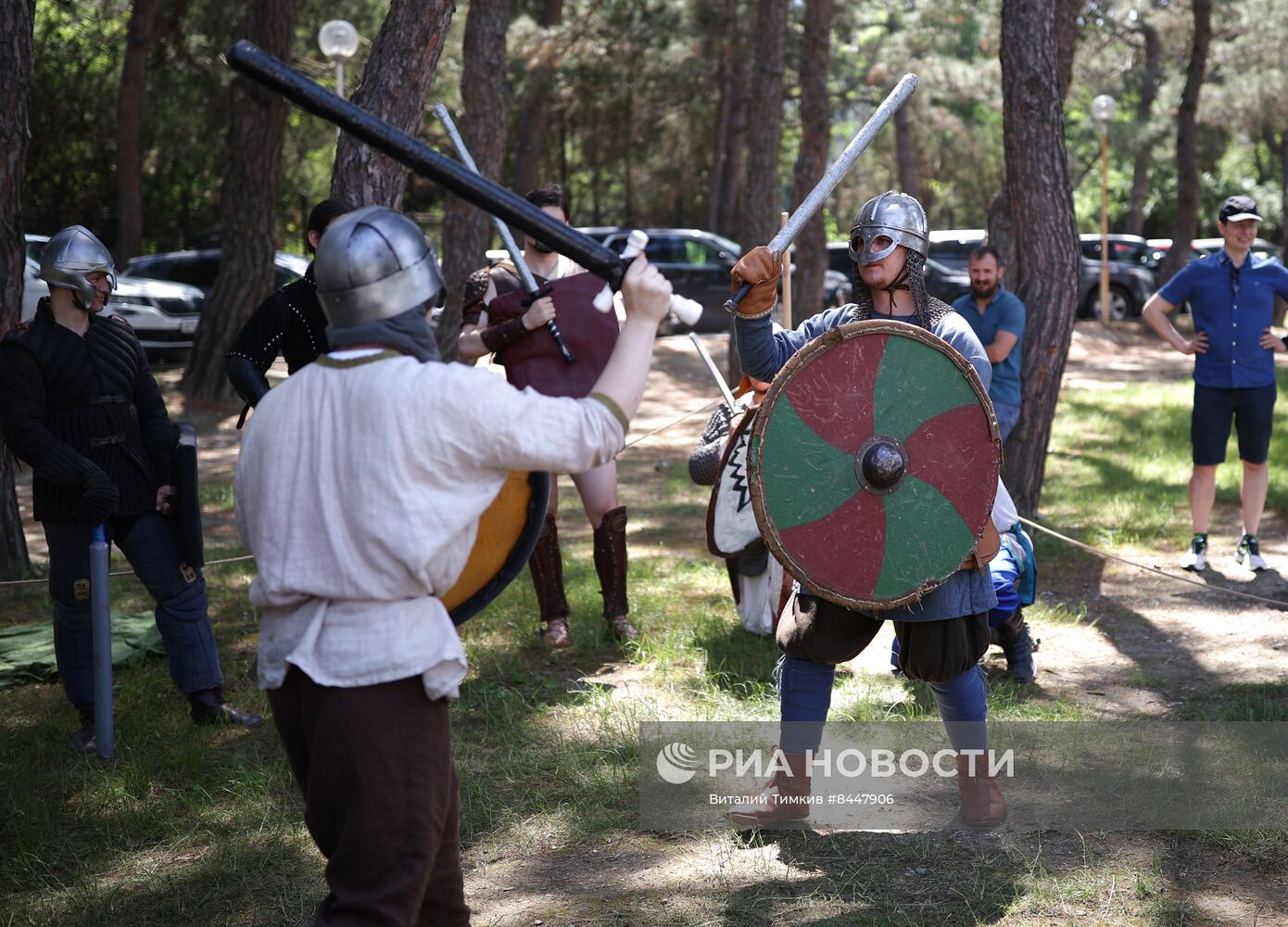 Начало курортного сезона в Геленджике