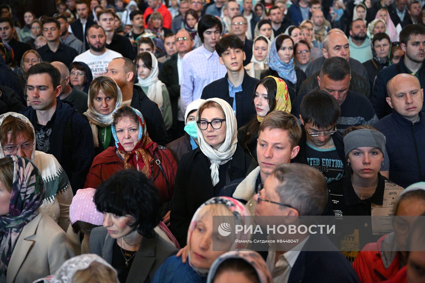 Патриаршее служение  по случаю принесения иконы Святой Троицы в храм Христа Спасителя