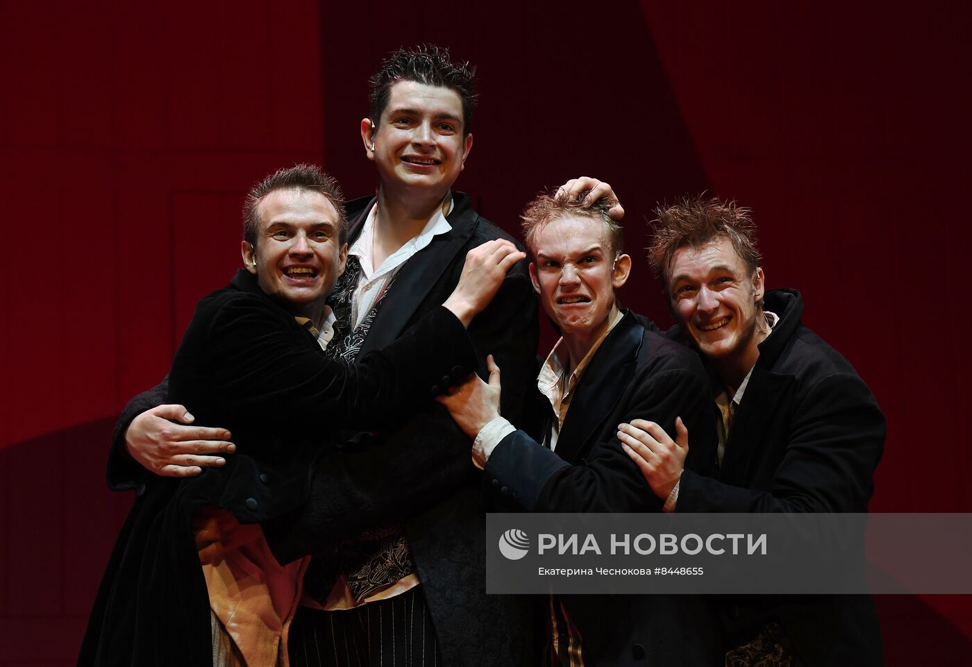 Спектакль "Смертельный номер" в Театре Олега Табакова
