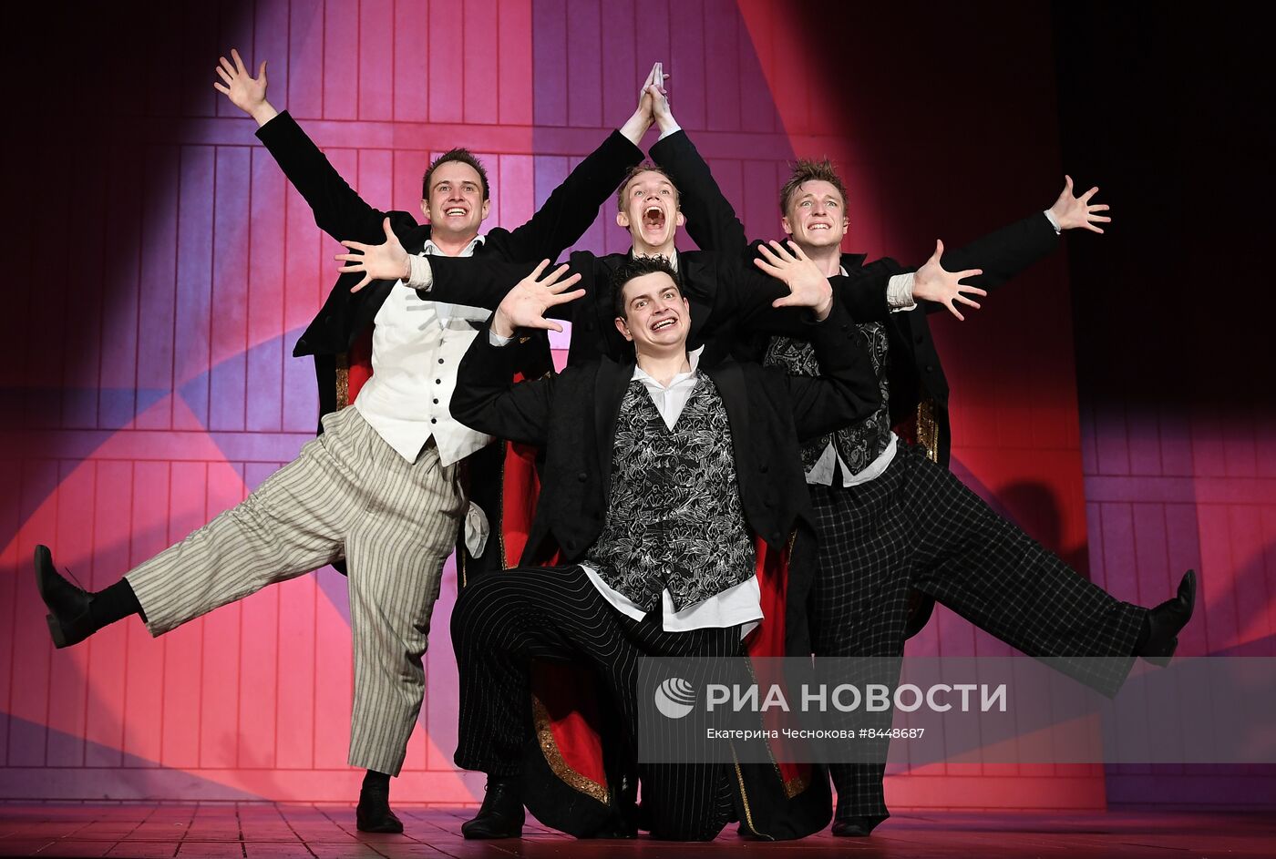 Спектакль "Смертельный номер" в Театре Олега Табакова