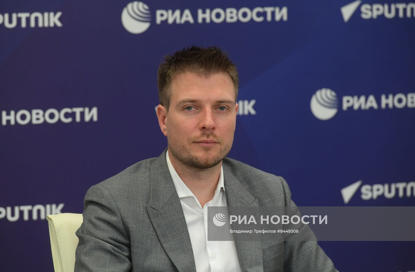 Круглый стол, приуроченный ко Дню русского языка