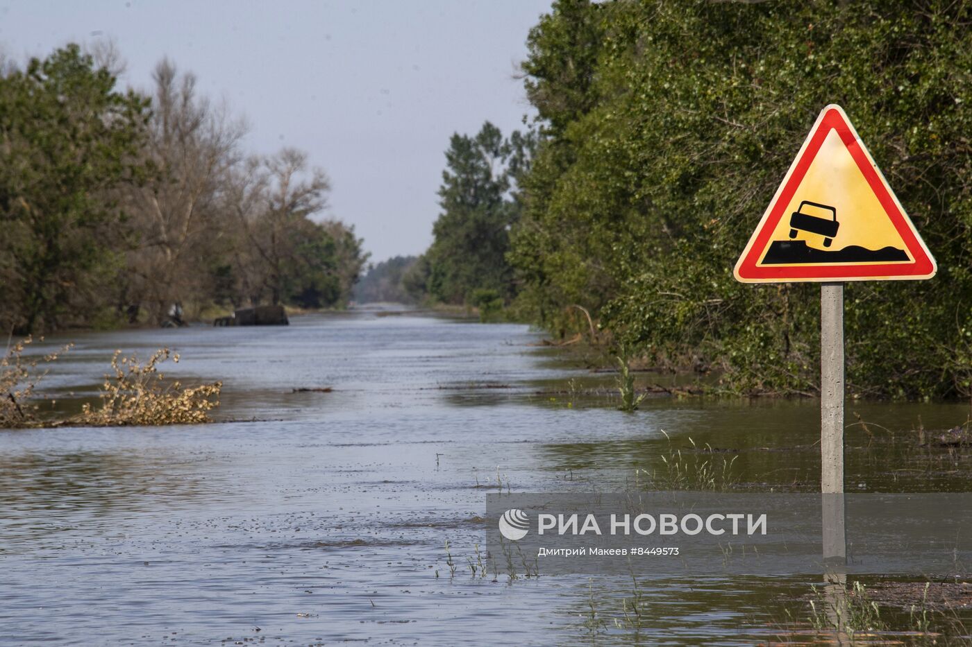 Дорогу в Алешки затопило из-за подрыва Каховской ГЭС