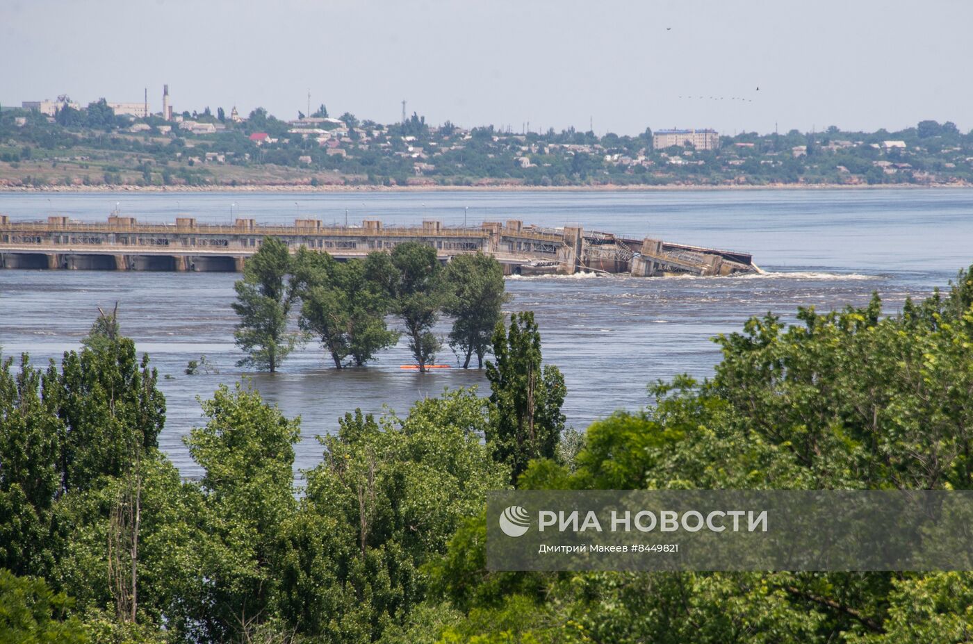 Новая Каховка после прорыва Каховской ГЭС