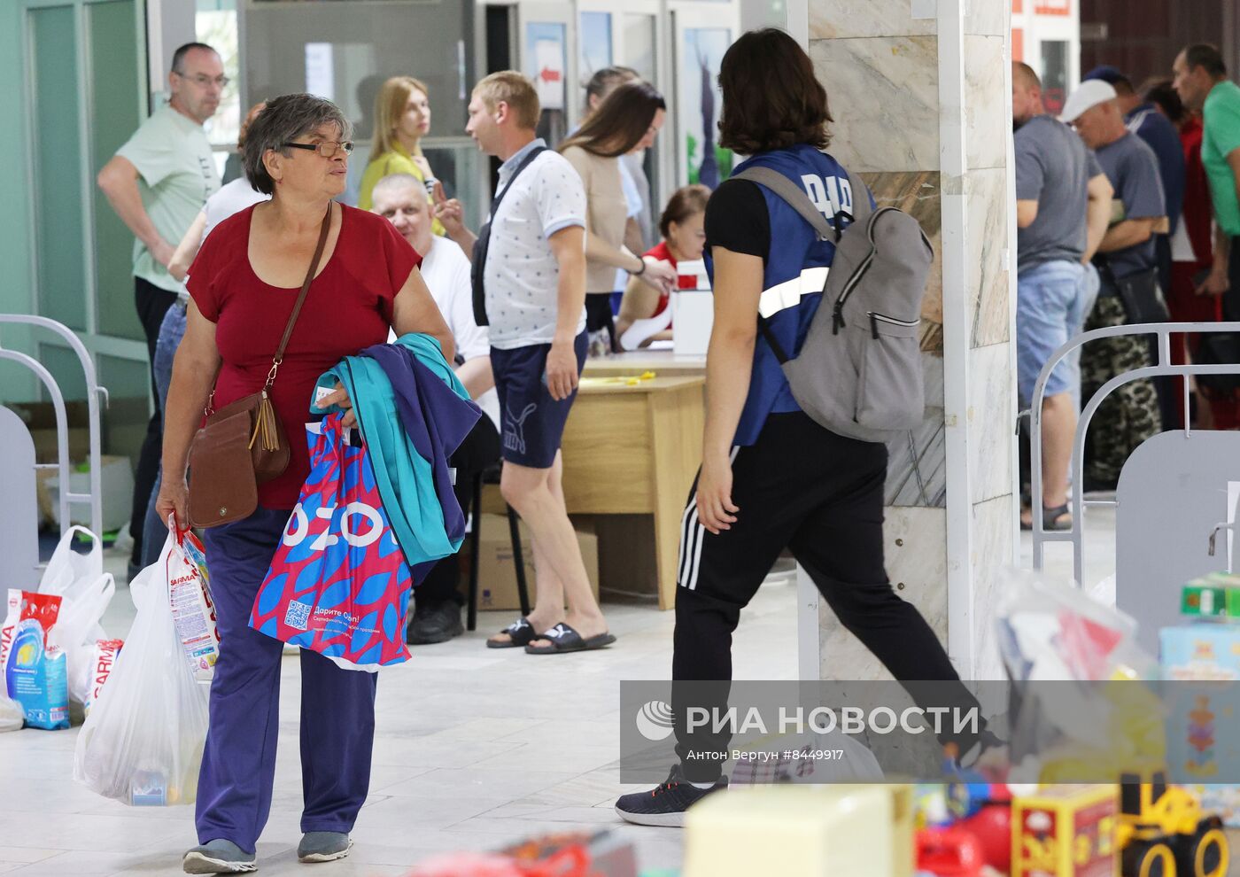 Пункты выдачи гумпомощи жителям Шебекино в Белгороде