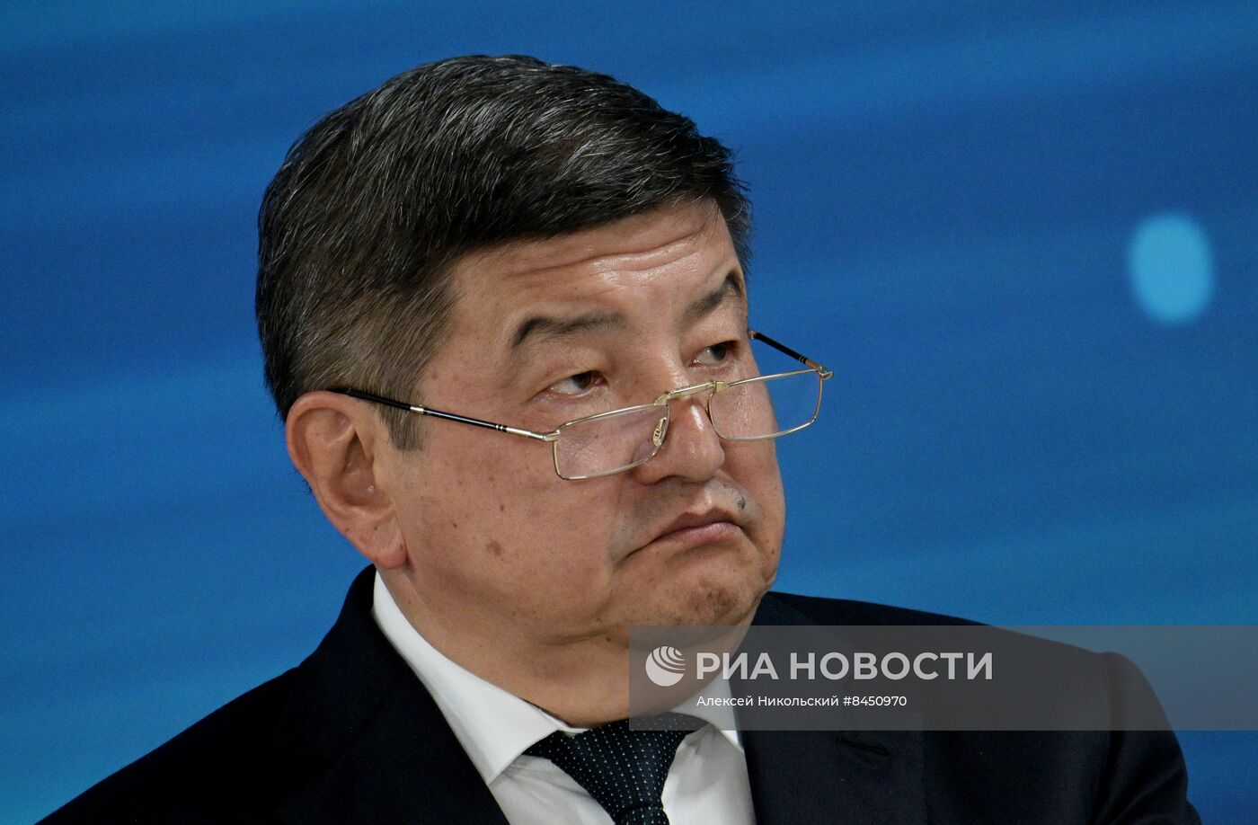 Заявления для прессы А. Жапарова и С. Лебедева по итогам заседания Совета глав правительств Содружества Независимых Государств в расширенном составе