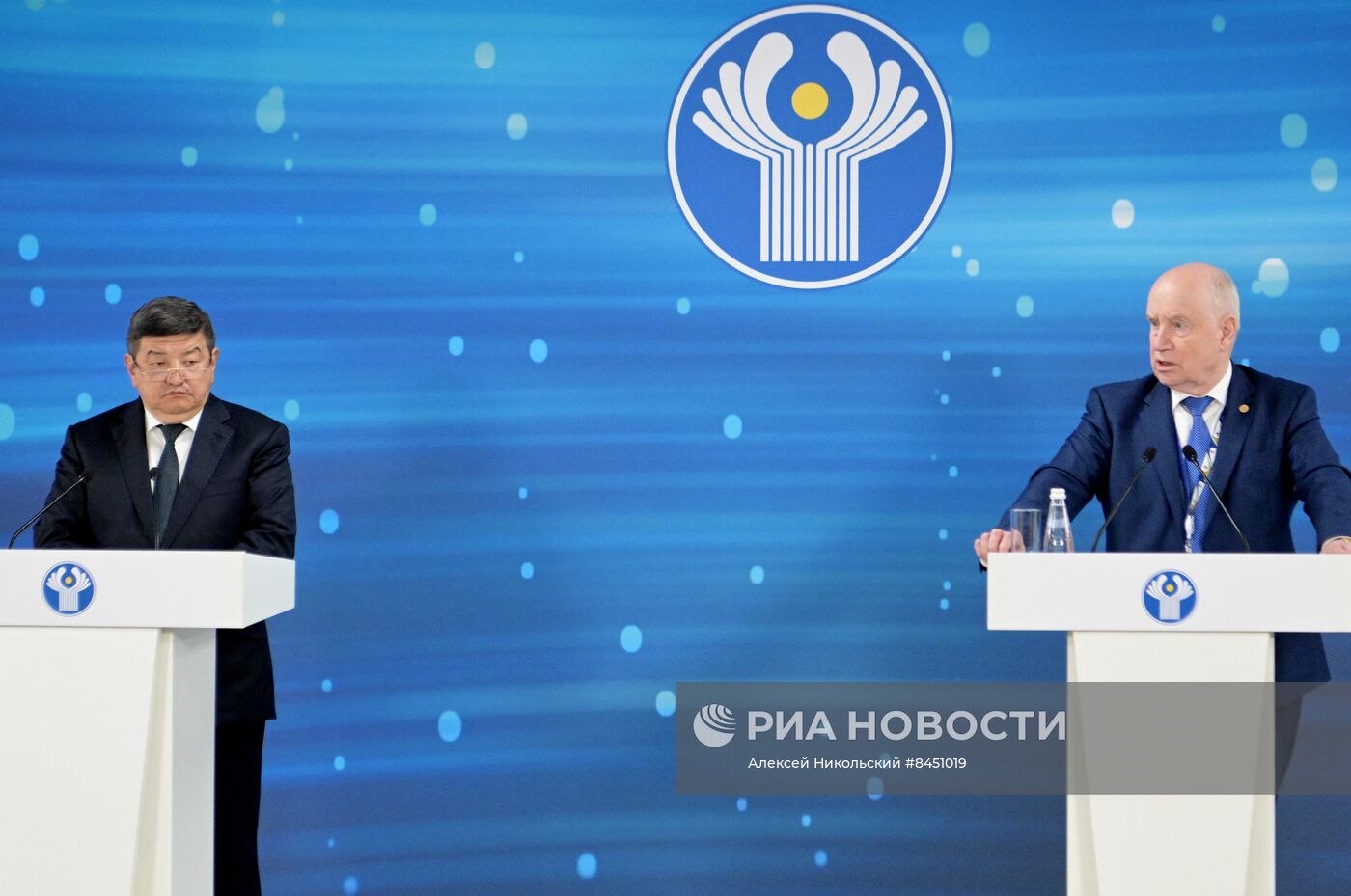 Заявления для прессы А. Жапарова и С. Лебедева по итогам заседания Совета глав правительств Содружества Независимых Государств в расширенном составе