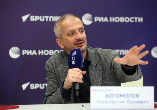 Подписание меморандума об информационном партнерстве Международной медиагруппы "Россия сегодня" и Театра на Бронной