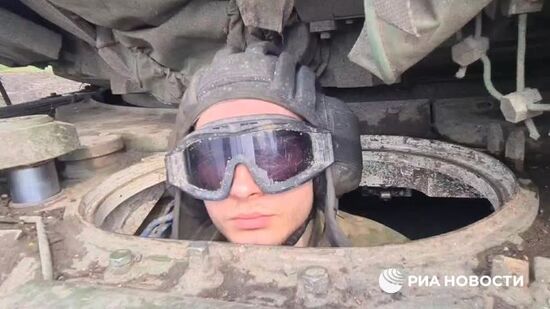 Экипаж российского Т-90М "Прорыв" 1-й танковой армии ЗВО уничтожил группу противника