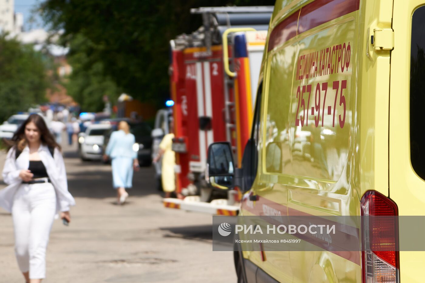 Беспилотник врезался в жилой дом в Воронеже