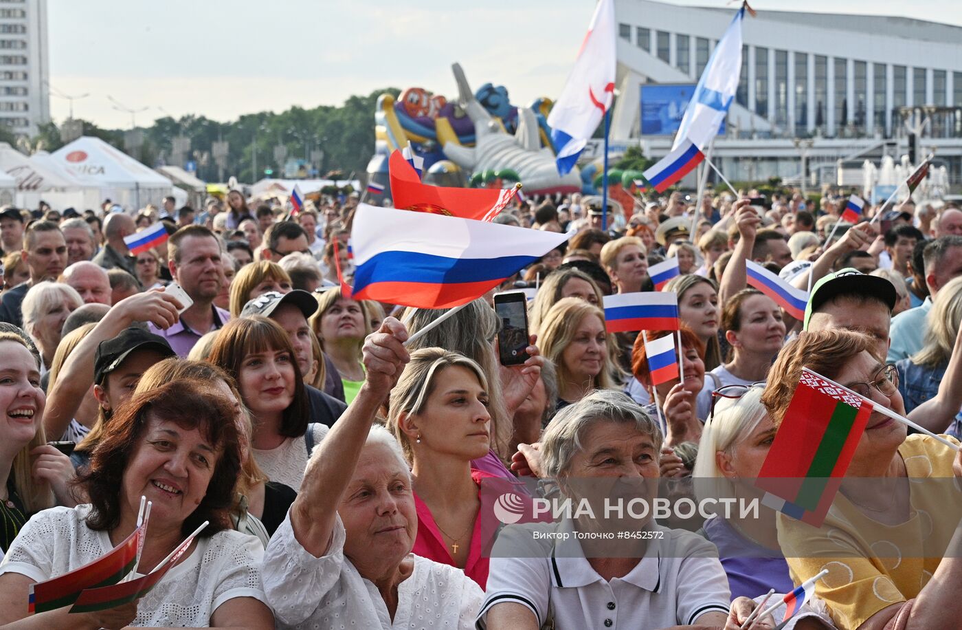 Праздничный концерт ко Дню России в Минске