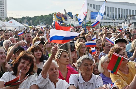 Праздничный концерт ко Дню России в Минске