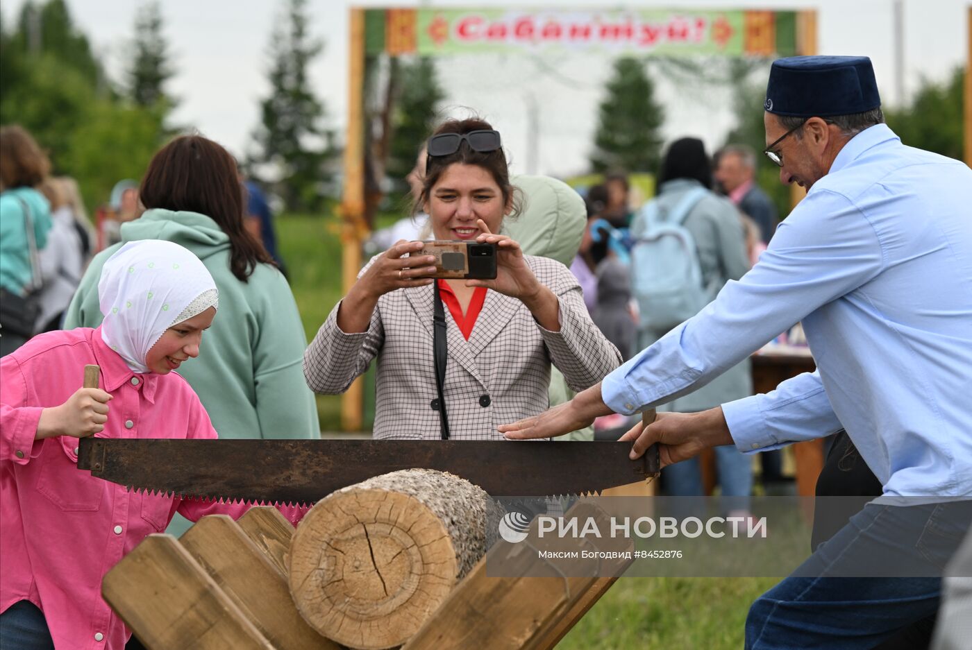 Празднование "Сабантуя" в Татарстане