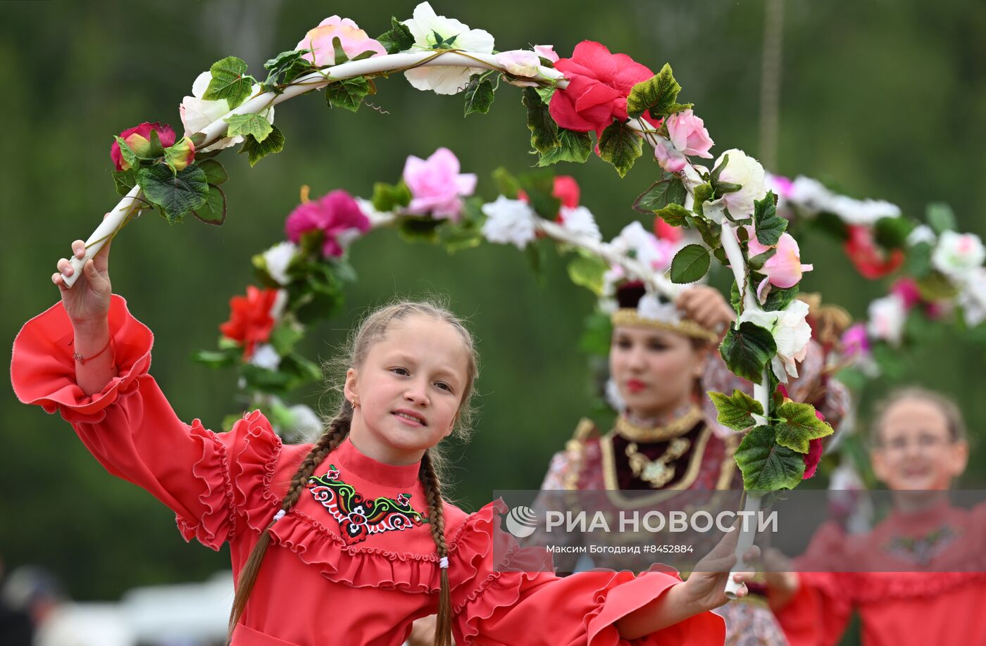 Празднование "Сабантуя" в Татарстане