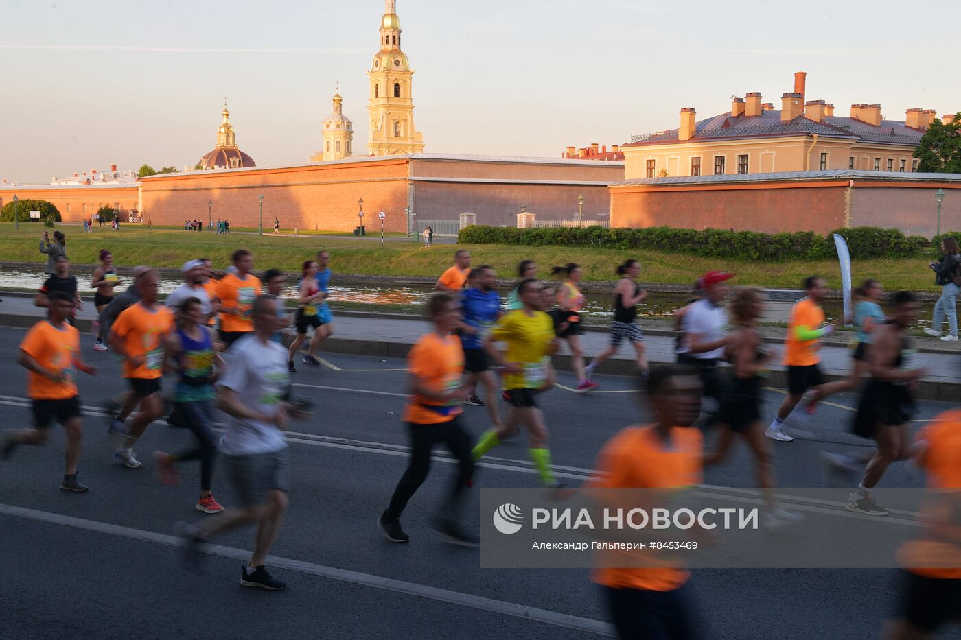 Марафон "Белые ночи" в Санкт-Петербурге