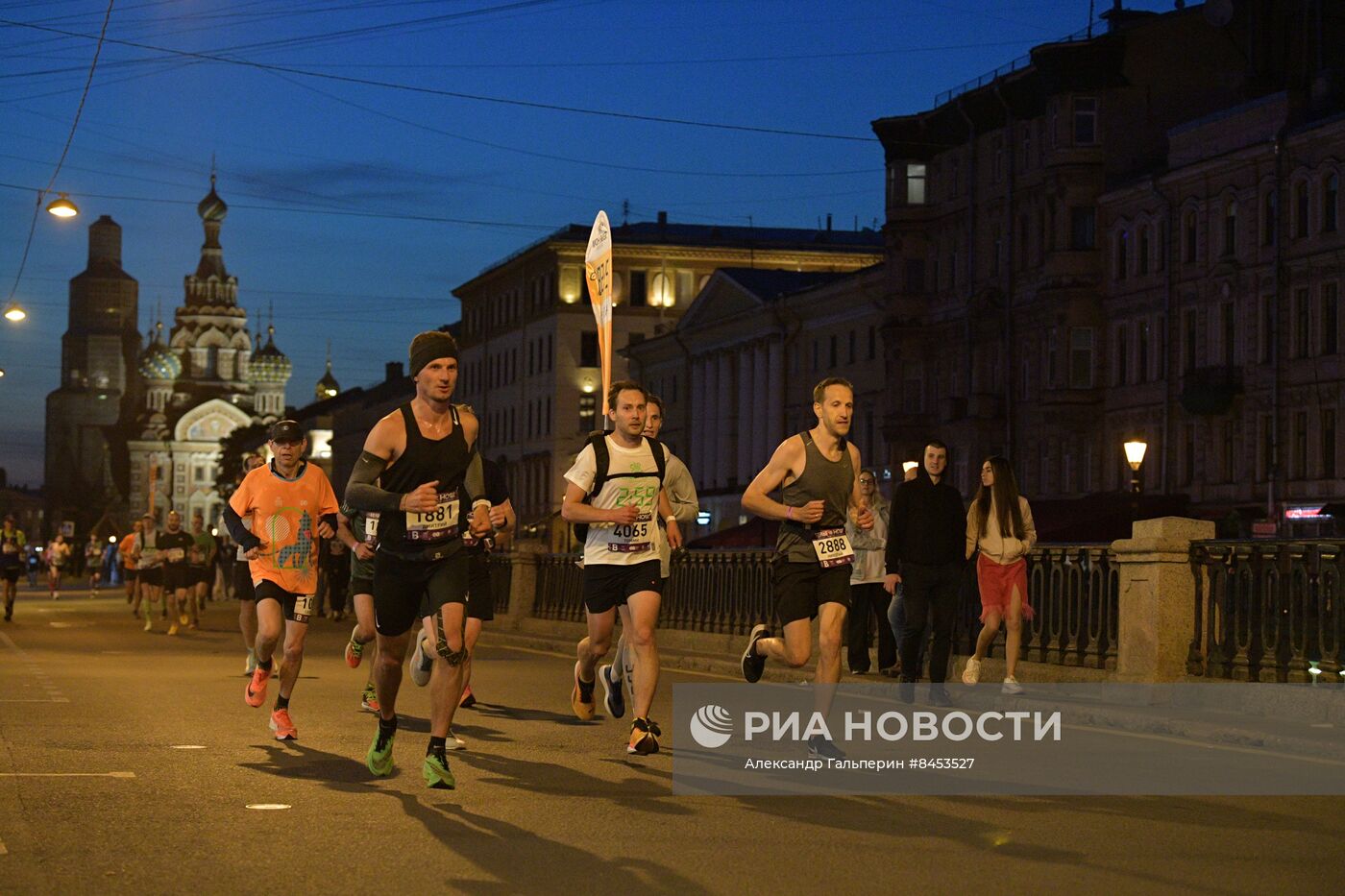 Марафон "Белые ночи" в Санкт-Петербурге