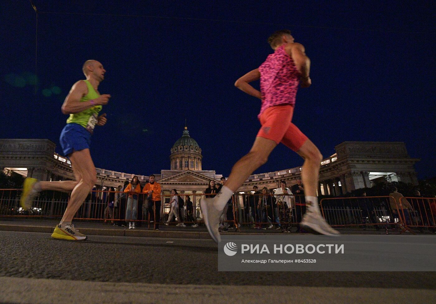 Марафон "Белые ночи" в Санкт-Петербурге