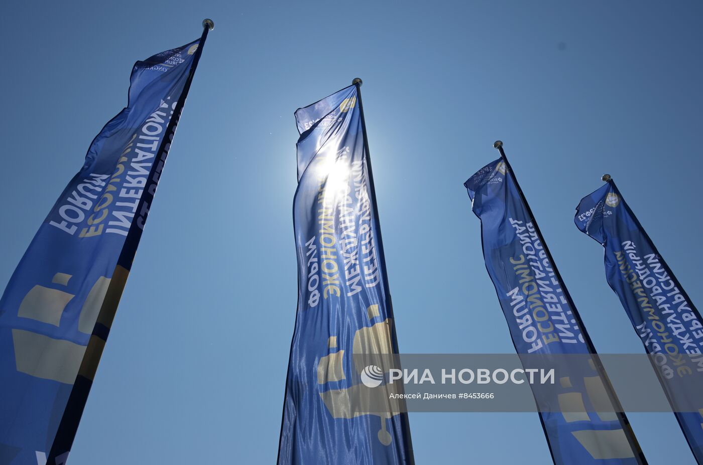 Подготовка Петербурга к "ПМЭФ-2023"