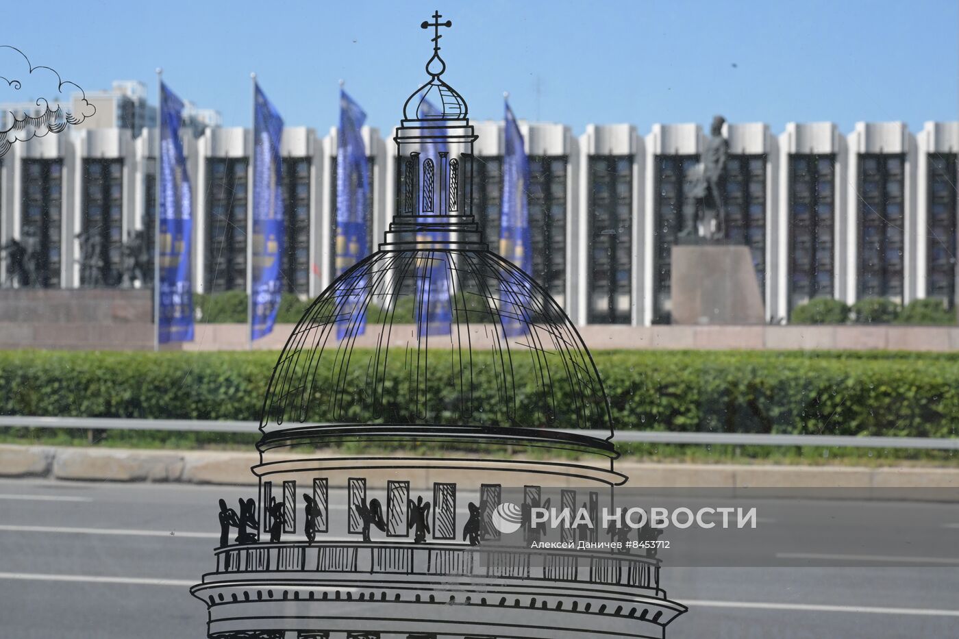 Подготовка Петербурга к "ПМЭФ-2023"