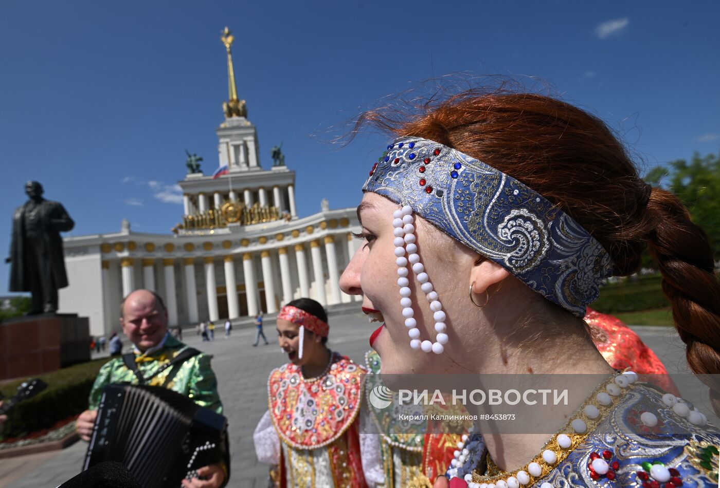 Мероприятия на ВДНХ в честь дня России