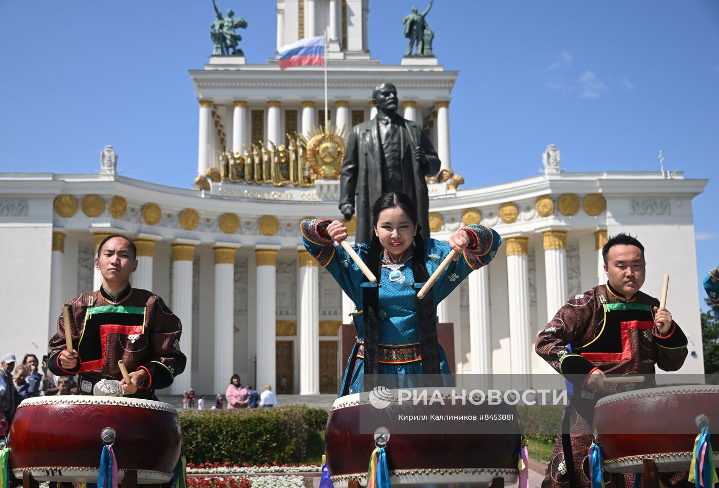 Мероприятия на ВДНХ в честь дня России