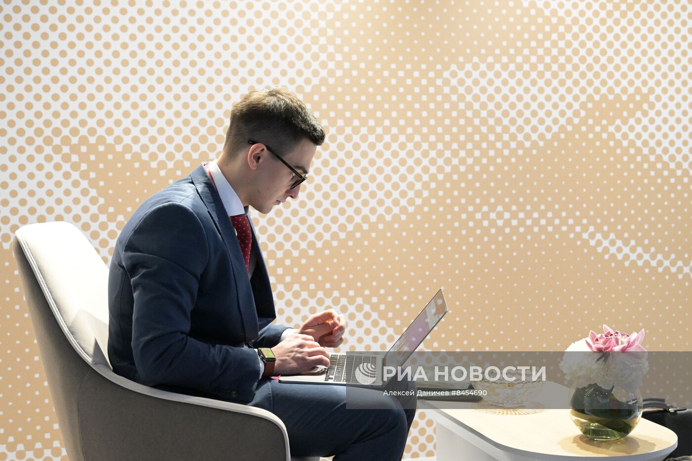 ПМЭФ-2023. Работа форума