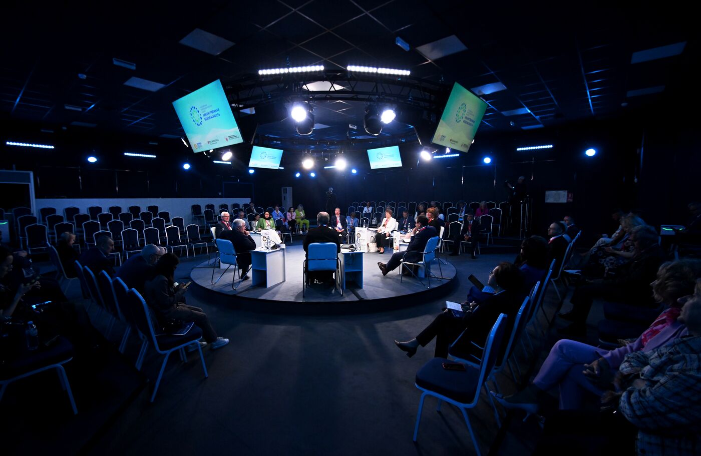 ПМЭФ-2023. Орфанные заболевания и лекарственные препараты: международное сотрудничество как инструмент повышения эффективности и доступности лечения