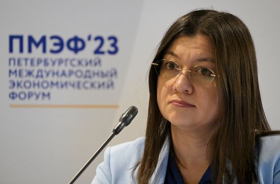 ПМЭФ-2023. Новые подходы к развитию и трансформации производственных МСП: индустриализация 2.0