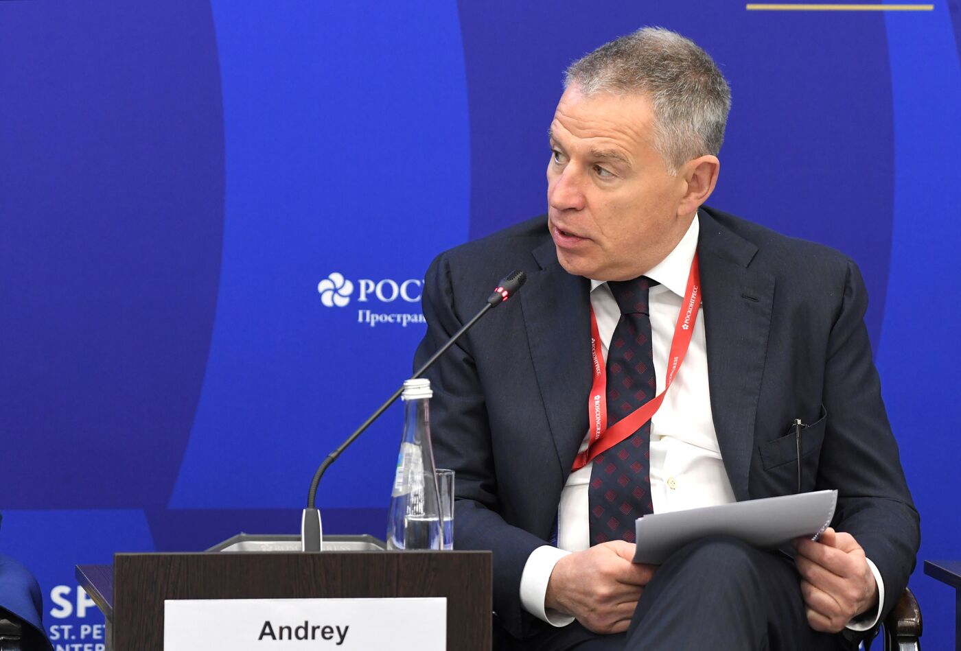 ПМЭФ-2023. "Профессионалитет" отраслевой подход к подготовке кадров в условиях импортозамещения