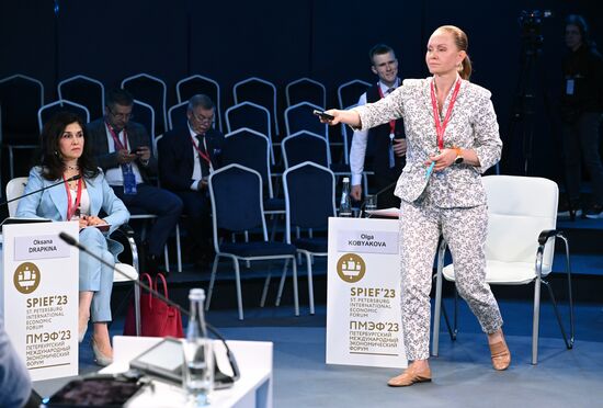 ПМЭФ-2023. Антибиотики и безопасность: как сохранить эффективность антибактериальных препаратов?