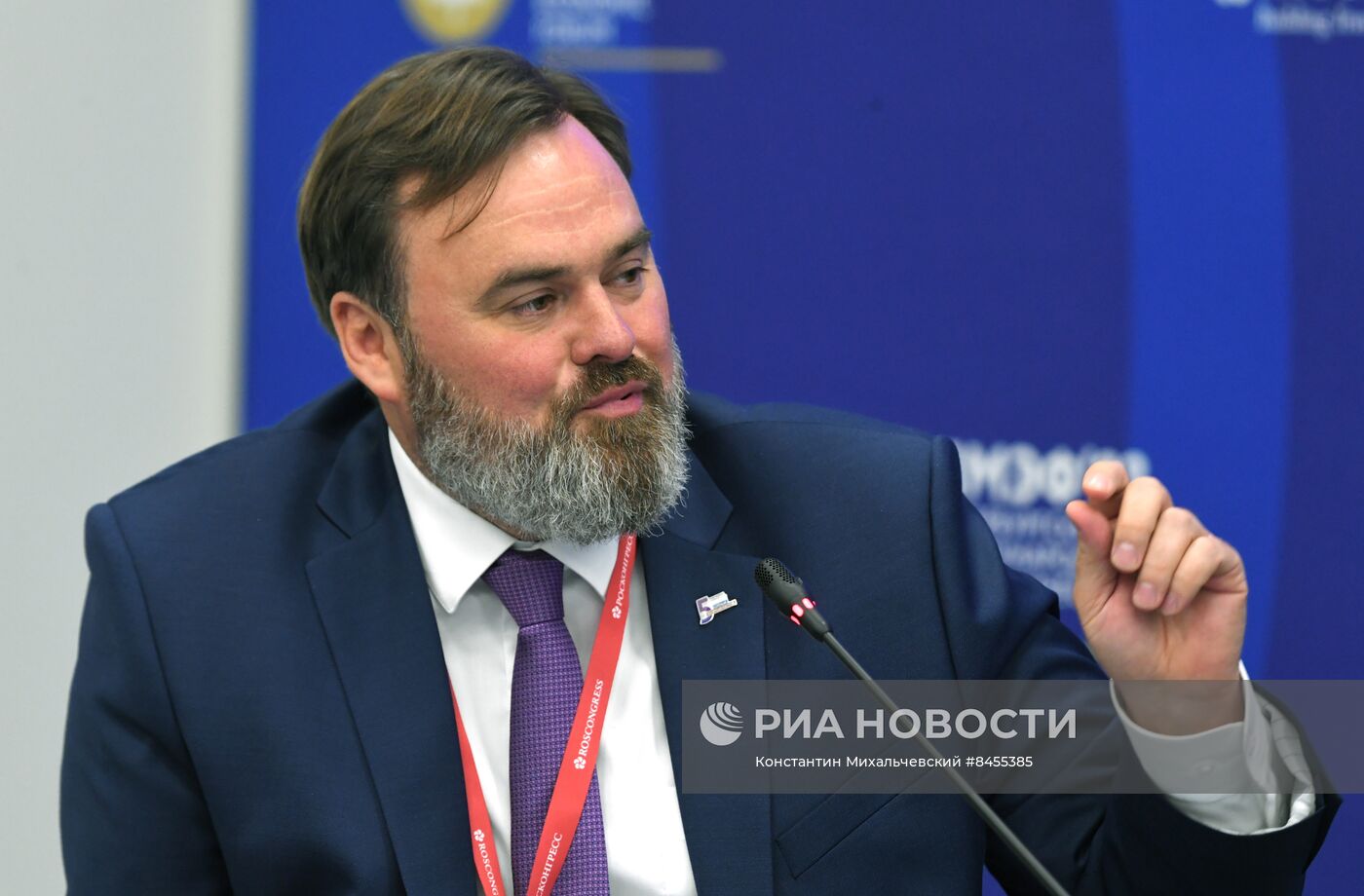 ПМЭФ-2023. "Профессионалитет" отраслевой подход к подготовке кадров в условиях импортозамещения