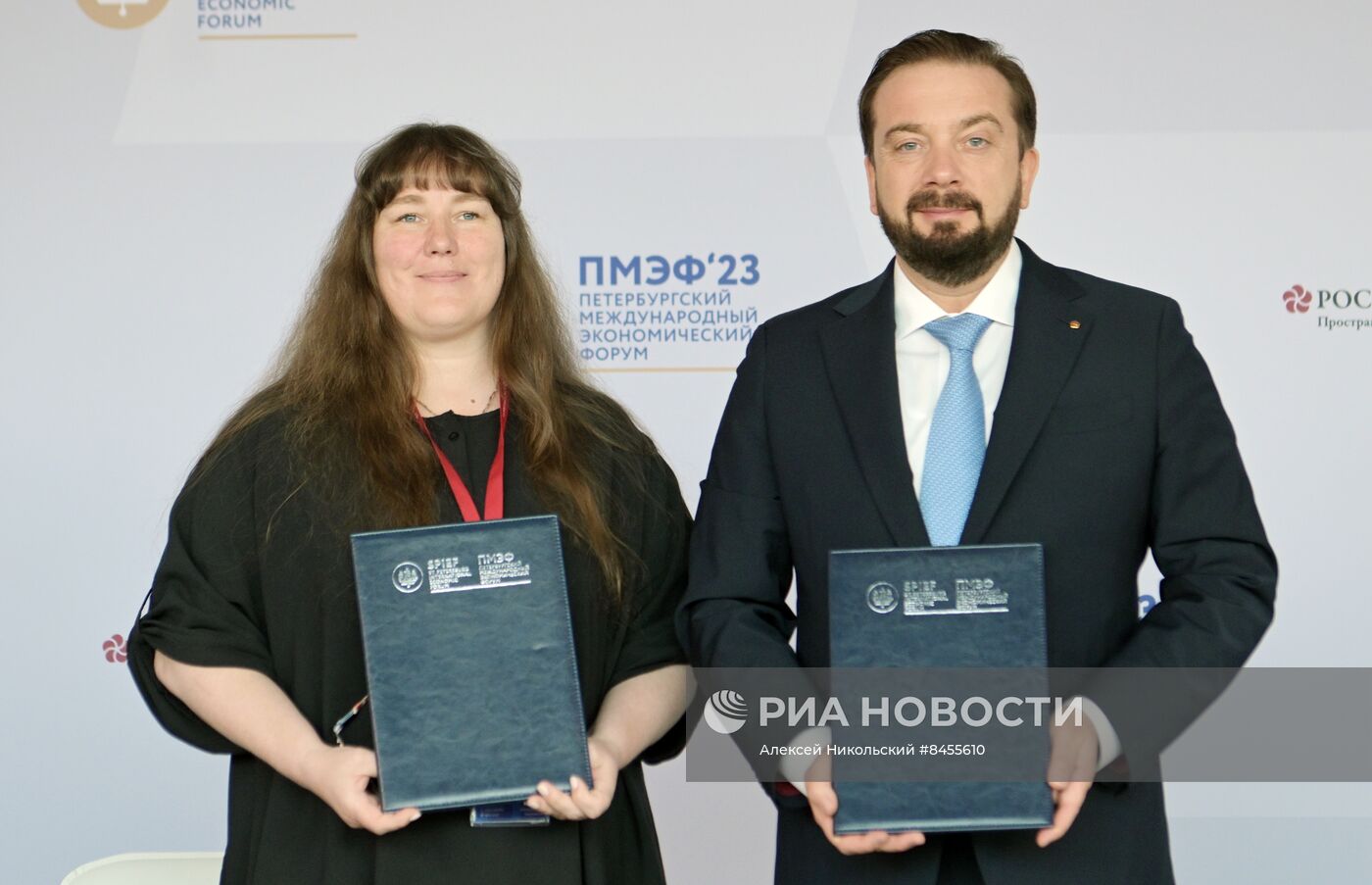 ПМЭФ-2023. Подписания