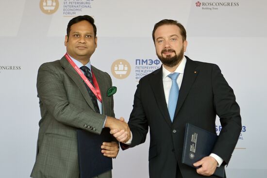 ПМЭФ-2023. Подписания