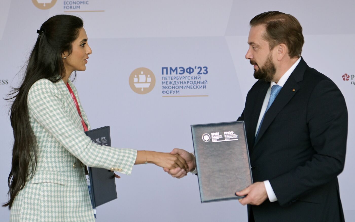 ПМЭФ-2023. Подписания