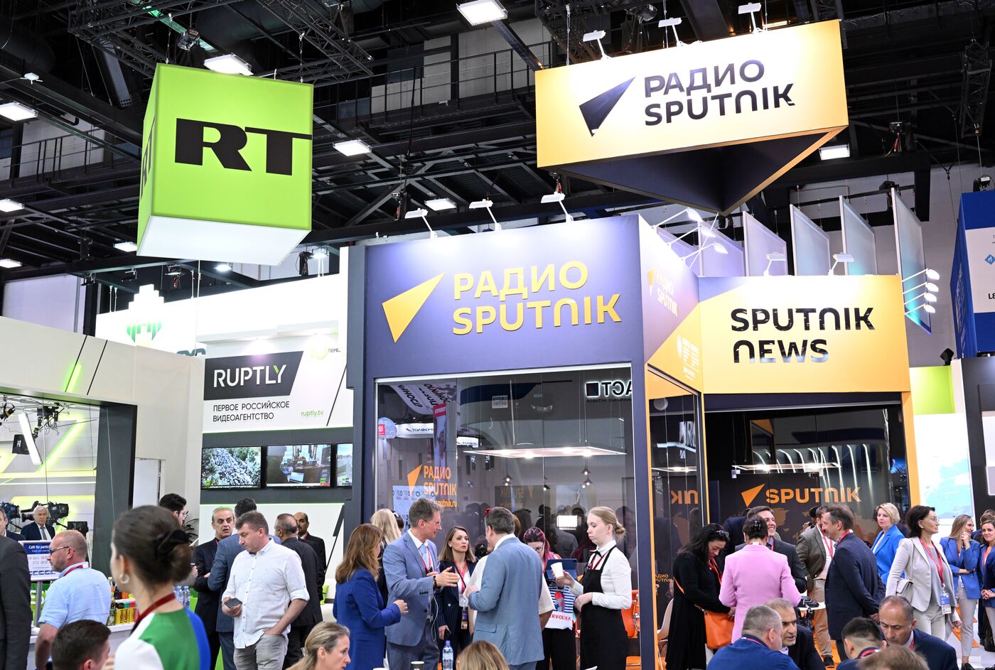 ПМЭФ-2023. Работа студии радио Sputnik