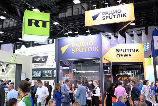 ПМЭФ-2023. Работа студии радио Sputnik