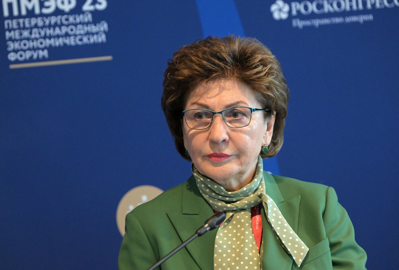 ПМЭФ-2023. Женщины в фармацевтике: стратегия, динамика развития и доверие