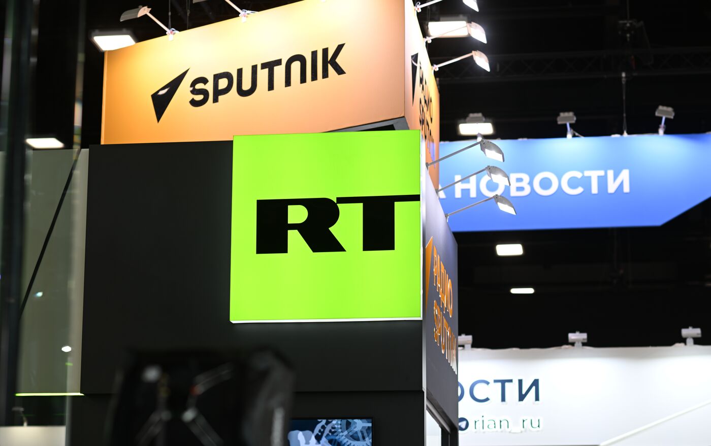 ПМЭФ-2023. Работа студии радио Sputnik