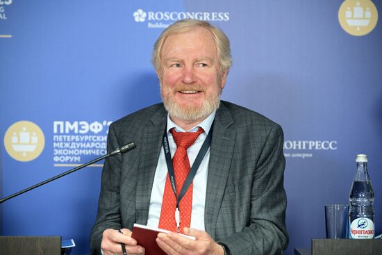 ПМЭФ-2023. Российские проекты СМР за рубежом: скромность или пиар?