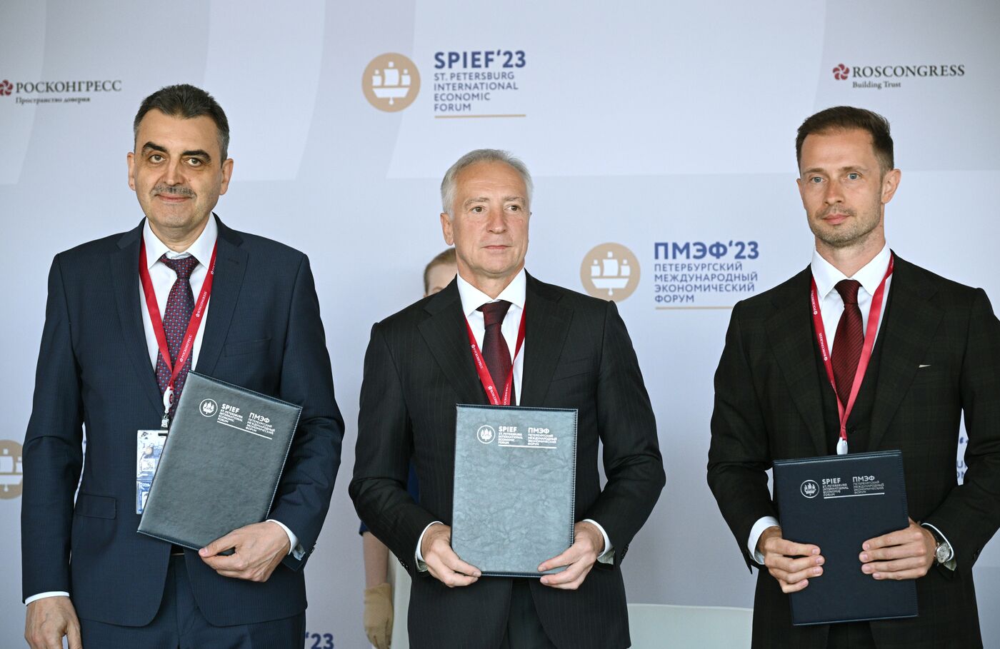ПМЭФ-2023. Подписания