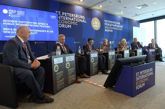 ПМЭФ-2023. Деловое партнерство БРИКС в новых экономических реалиях
