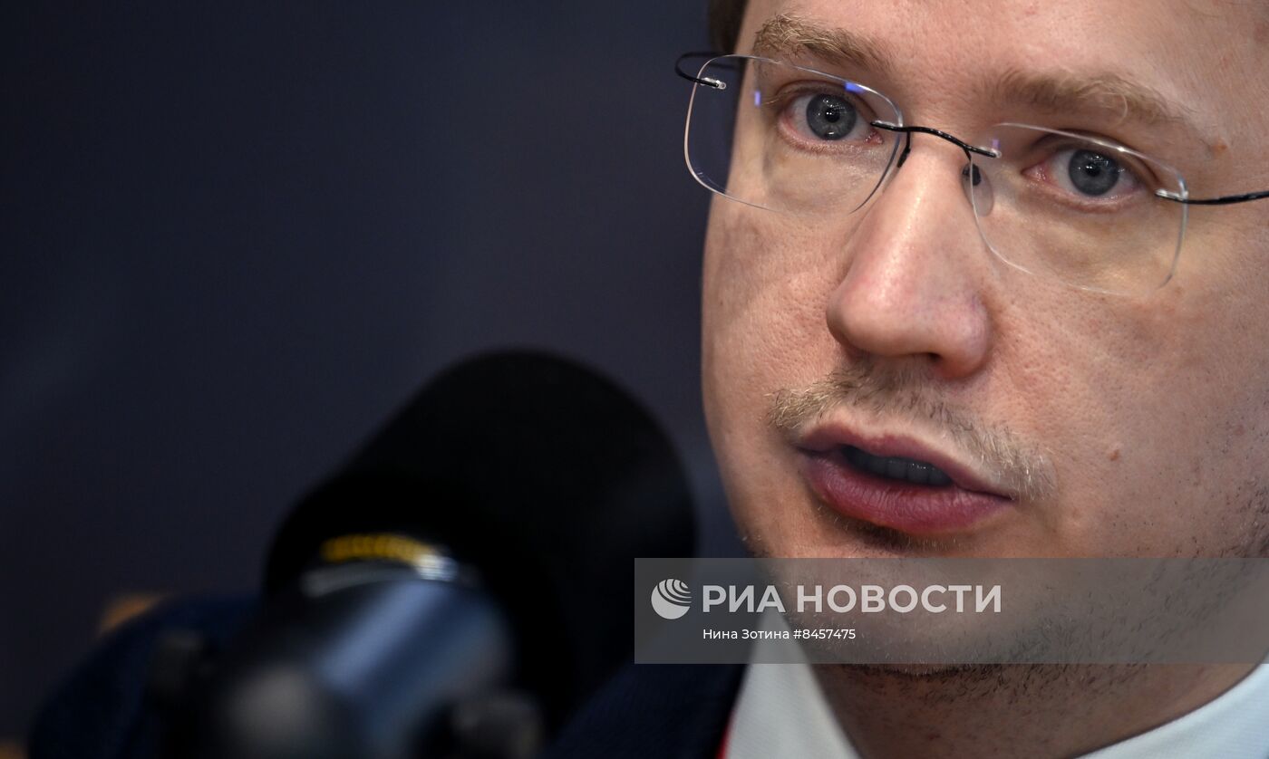 ПМЭФ-2023. Работа студии радио Sputnik