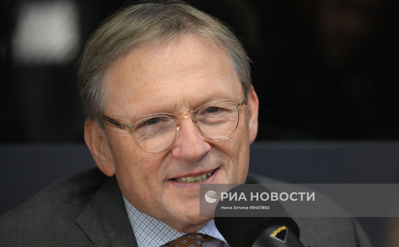 ПМЭФ-2023. Работа студии радио Sputnik