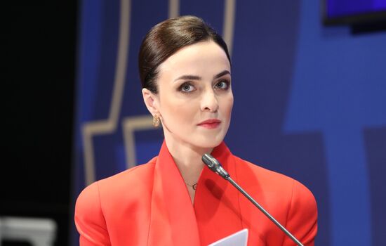 ПМЭФ-2023. Портовый разворот: через Запад на Восток?