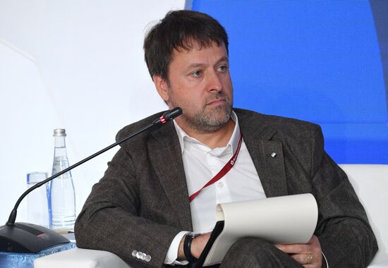 ПМЭФ-2023. Инвестиционный потенциал Российской Арктики: выступление глав АЗРФ