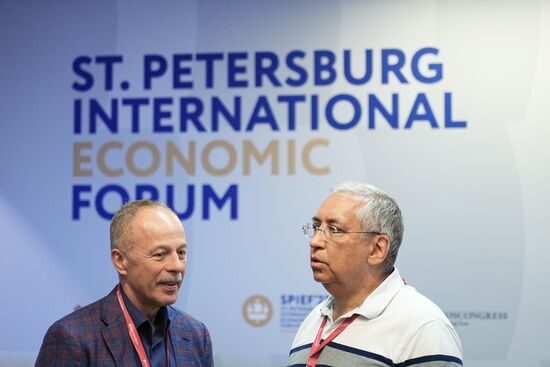 ПМЭФ-2023. Цифровая диктатура vs цифровой суверенитет: проблемы, риски, возможности