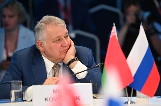 ПМЭФ-2023. Союзное государство России и Белоруссии: стратегия взаимодействия