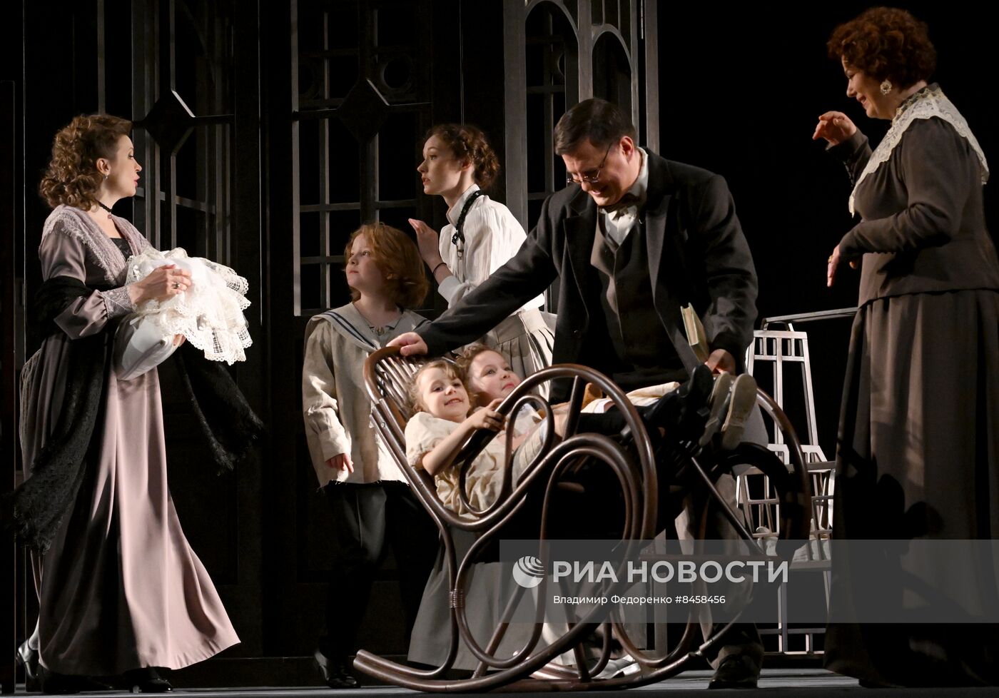 Спектакль "Леопольдштадт" в РАМТ