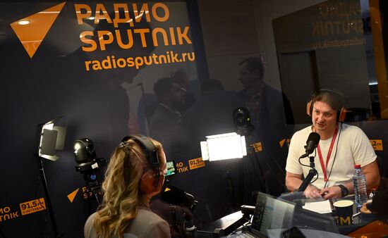 ПМЭФ-2023. Работа студии радио Sputnik