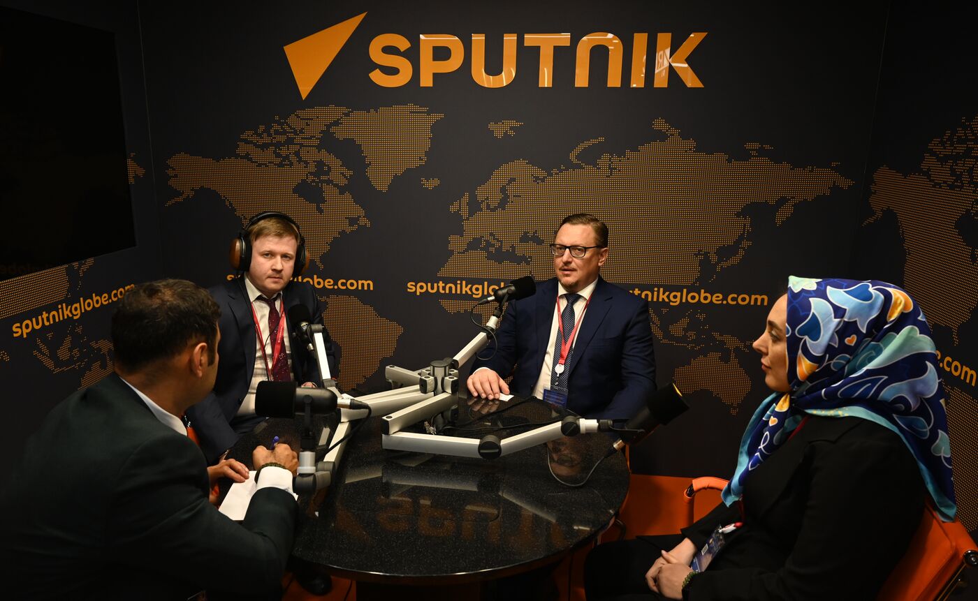 ПМЭФ-2023. Работа студии радио Sputnik